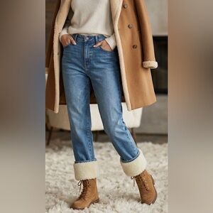 Judy Blue Mid-Rise Straight Leg Jeans in Medium Blue Wash